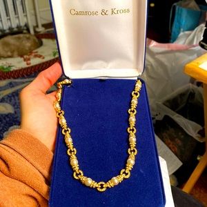 Camrose and Kross Jackie Kennedy edition never work new necklace